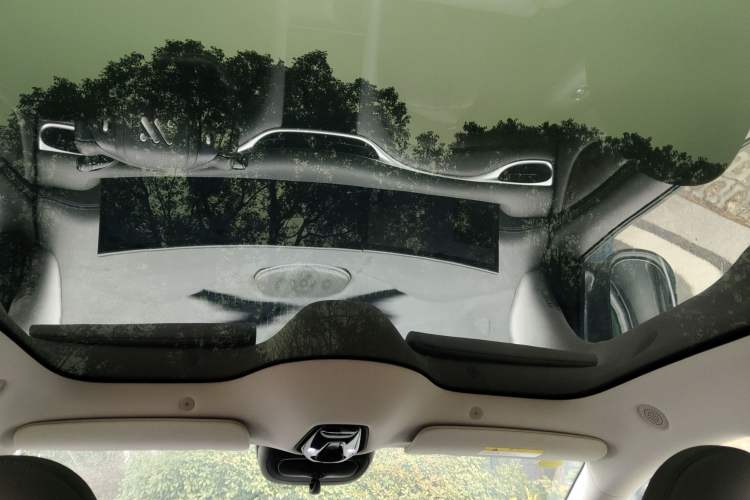 Used IM L6 2024 Max Enhanced Performance Edition Headliner