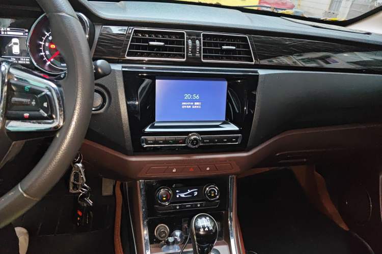 Used Lifan Auto Myway 2016 1.5L Manual Comfort Edition Audio And AC Panel