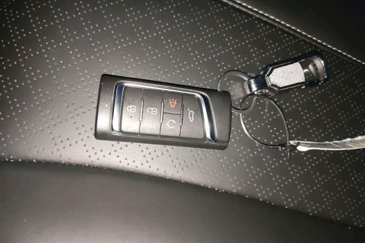 Used GAC Trumpchi M6 2021 PRO 270T DCT Luxury Edition
