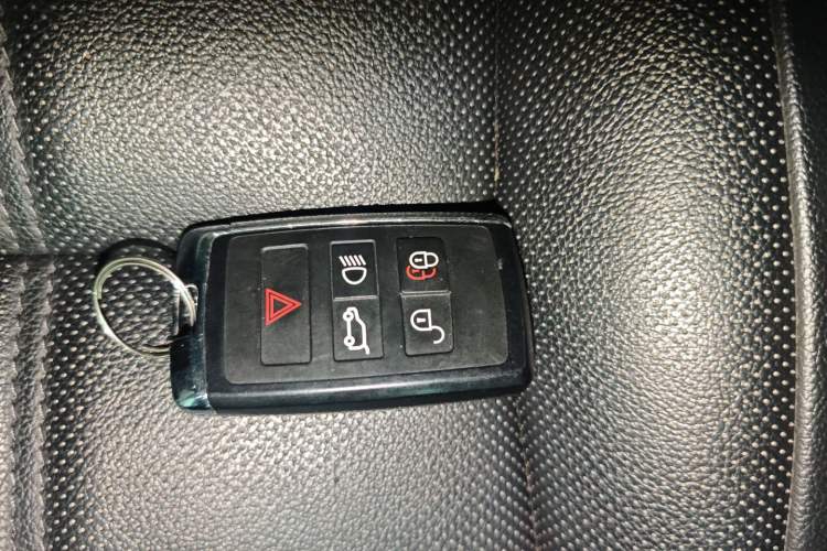 Used Land Rover Range Rover Evoque 2021 Range Rover Evoque 200 PS R-Dynamic Standard Elite Edition