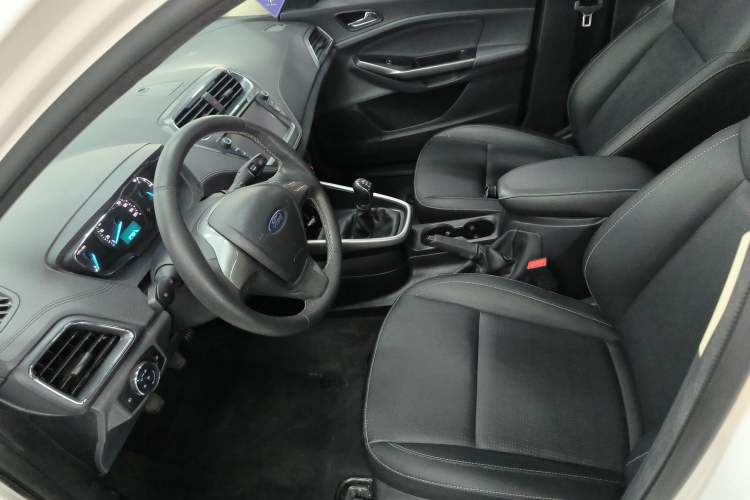 Used Ford Escort 2017 Happy Edition 1.5L Manual Fashion Model