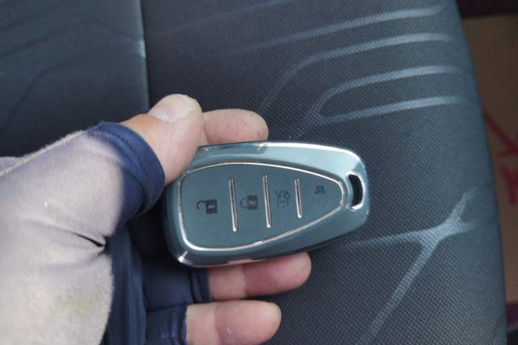 Used Chevrolet Trax 2018 330T Automatic Two-Wheel Drive Luxury Model
