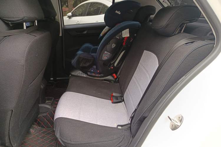 Used Skoda Fabia 2017 1.4L Automatic Car Enjoy Edition
