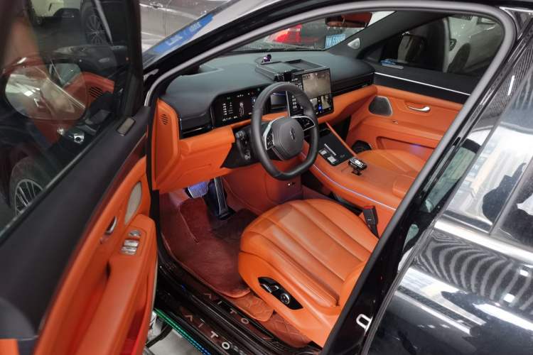 Used Hima AITO M7 2024 1.5T Intelligent Drive Rear-Drive Ultra Version 5 Seats
