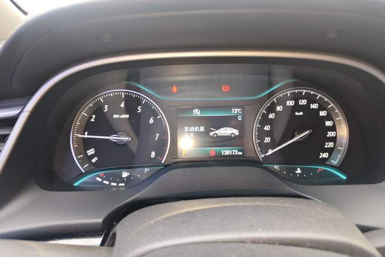 Used Buick GT 2015 15N Automatic Deluxe Edition Instrument Cluster