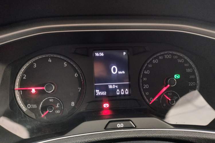 Used Volkswagen T-ROC 2019 230TSI DSG Two-Wheel-Drive Advanced Version China VI Standard
