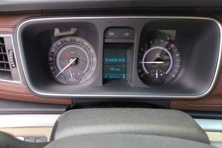 Used Buick GL8 2018 28T Luxury Model China VI Standard