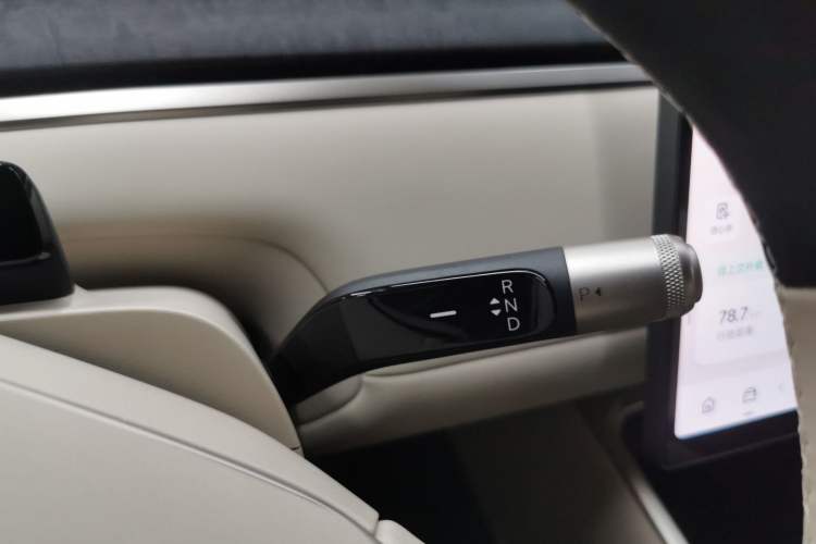 Used ONVO Luxeed L90 2025 Model—Max Six-Seater Version