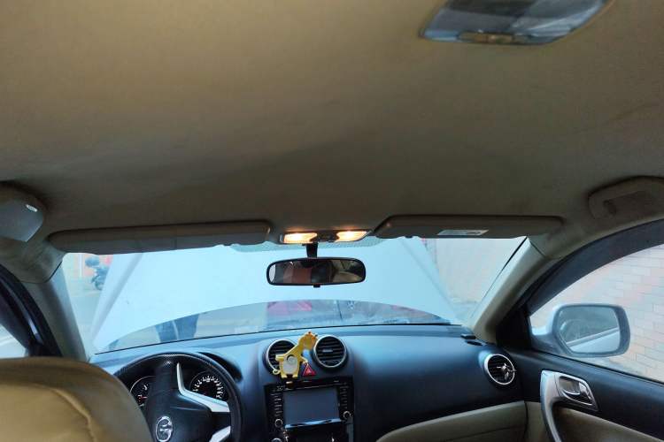 Used Haval H6 2014 Upgraded Model 2.0T Diesel Manual Two-Wheel Drive Urban Version