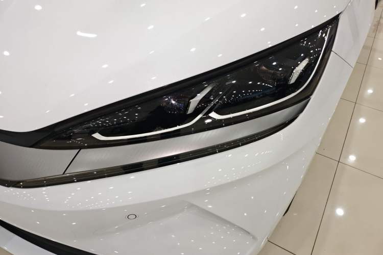 Used BYD Qin L 2025 EV 545KM Beyond Version
