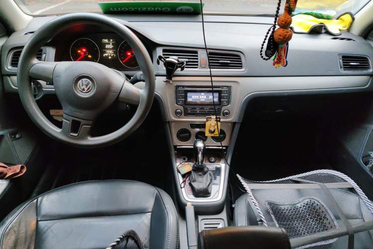 Used Volkswagen Lavida 2013 Restyled Classic 1.6L Automatic Comfort Edition
