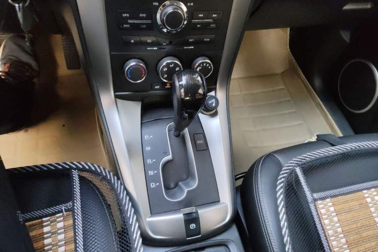 Used Chevrolet Captiva 2014 2.4L Two-Wheel Drive Urban Version 7 Seats
