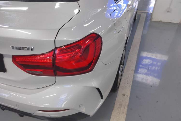 Used BMW 1 Series 2019 120i Leading Model M Sport Package