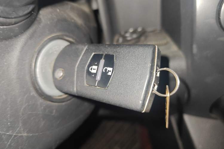 Used Mazda 2 2012 Hatchback Xuan Dong 1.3L Automatic Standard Edition