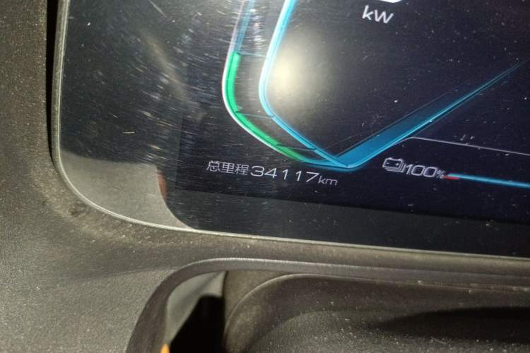 Used BYD e2 2020 Upgraded Version Extended Range Edition Premium Model Odometer Close Up