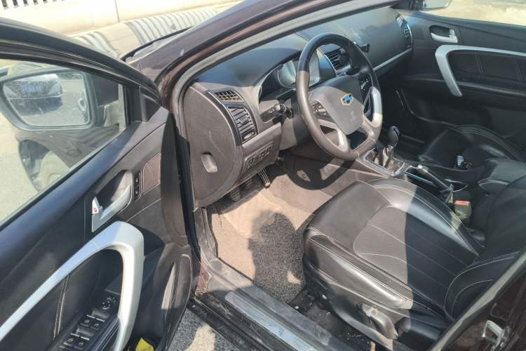 Used Geely Auto Emgrand 2016 Sedan 1.5L Manual Upward Edition