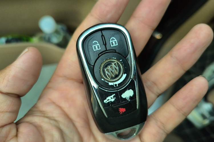 Used Buick GL8 2017 ES 28T Flagship Model China V Standard