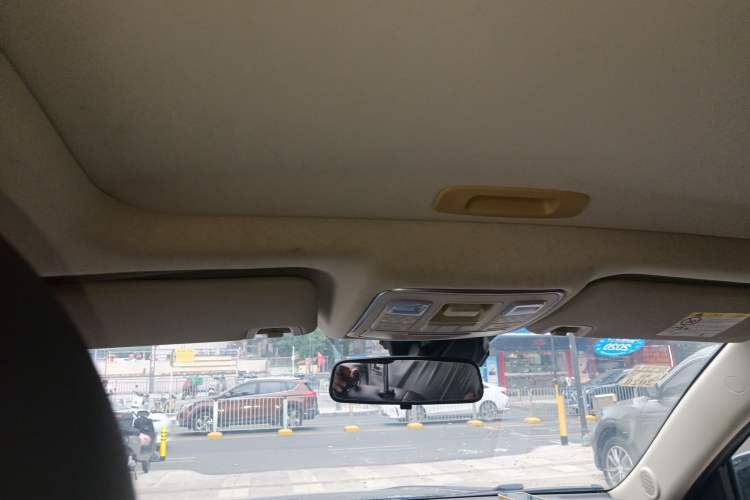 Used Geely Auto Vision X6 2018 1.4T CVT 4G Connected Luxury Version
