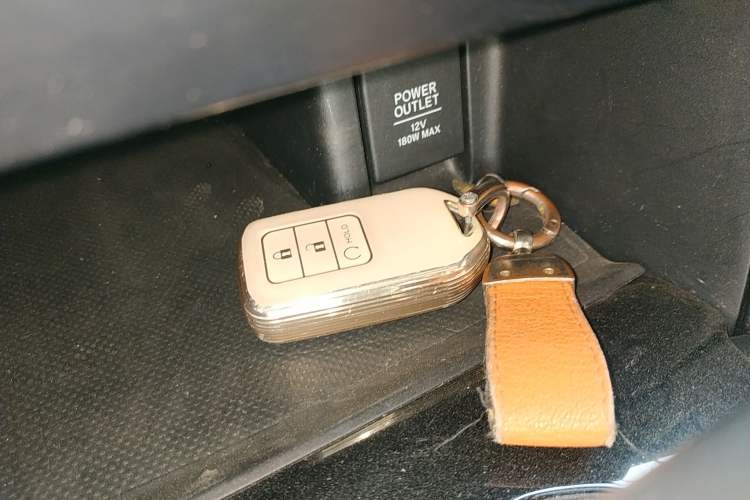 Used Honda UR-V 2017 240TURBO Two-Wheel Drive Classic Edition China VI