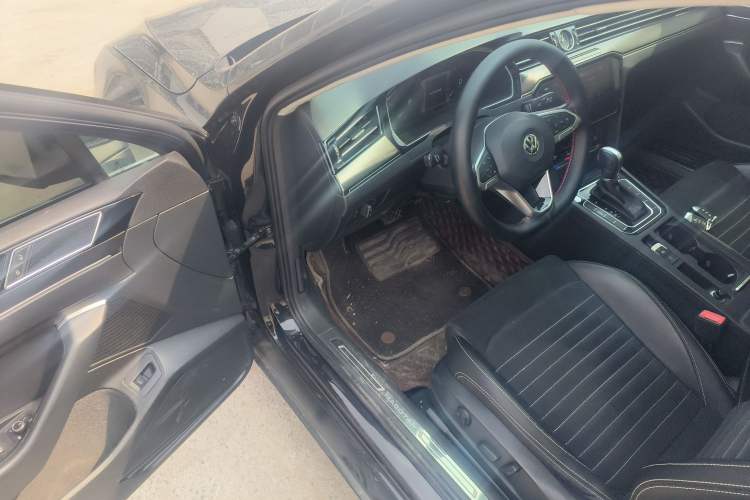 Used Volkswagen Magotan 2020 330TSI DSG Luxury Edition Driver Seat