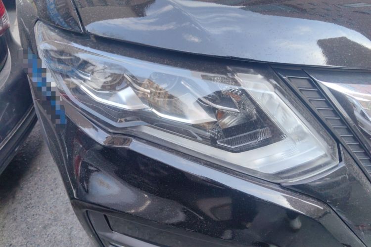 Used Nissan X-Trail 2017 2.0L CVT Comfort Edition 2WD Right Front Headlight