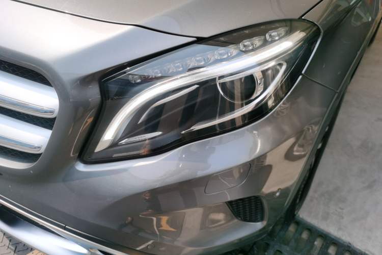 Used Mercedes-Benz GLA 2015 GLA 200 Fashion Model Left Front Headlight