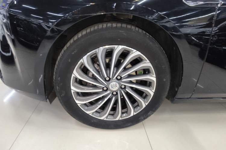 Used Buick LaCrosse 2023 28T Prestige Edition
