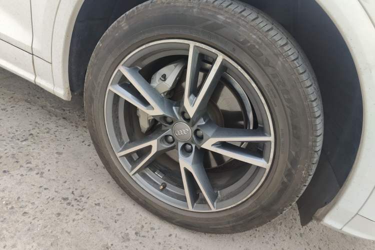 Used Audi Q5L 2020 45 TFSI Prestige Fashion Model Right Front Wheel Hub