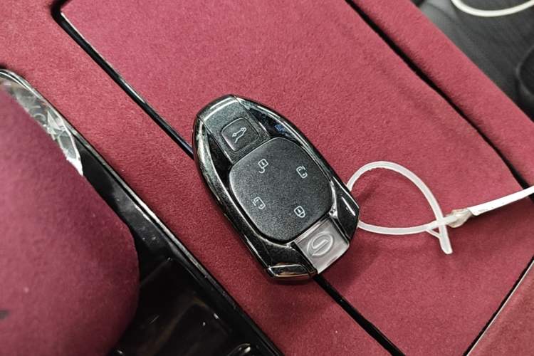 Used GAC Trumpchi M8 2024 Zongshi Series 400T Pioneer Edition Vehicle Key