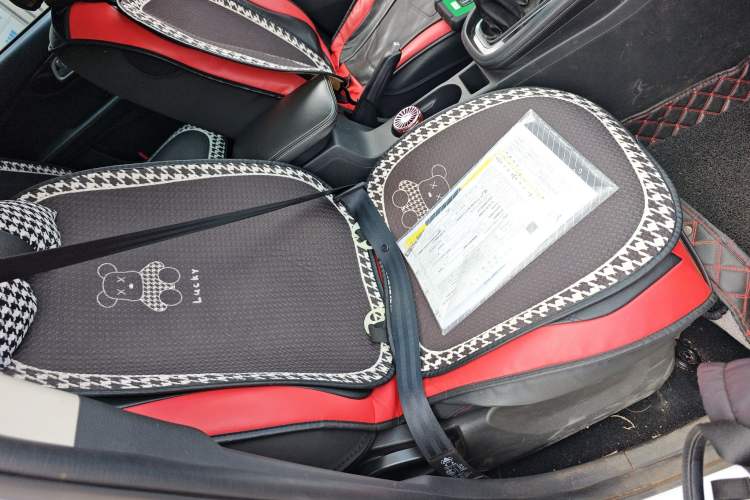 Used SWM X7 2020 2.0L Manual Champion Edition 7 Seats Right Front Seat