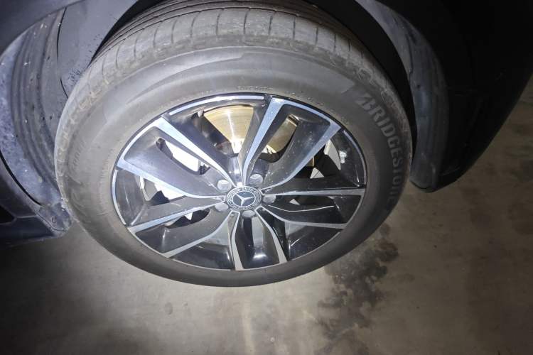 Used Mercedes-Benz GLC 2021 GLC 300 L 4MATIC Dynamic Model Right Front Wheel Hub