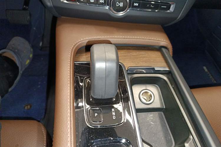 Used Volvo V90 2022 Cross Country B5 AWD Smart Range Edition
