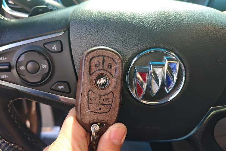 Used Buick GL8 2020 Land Business Class 652T Luxury Model