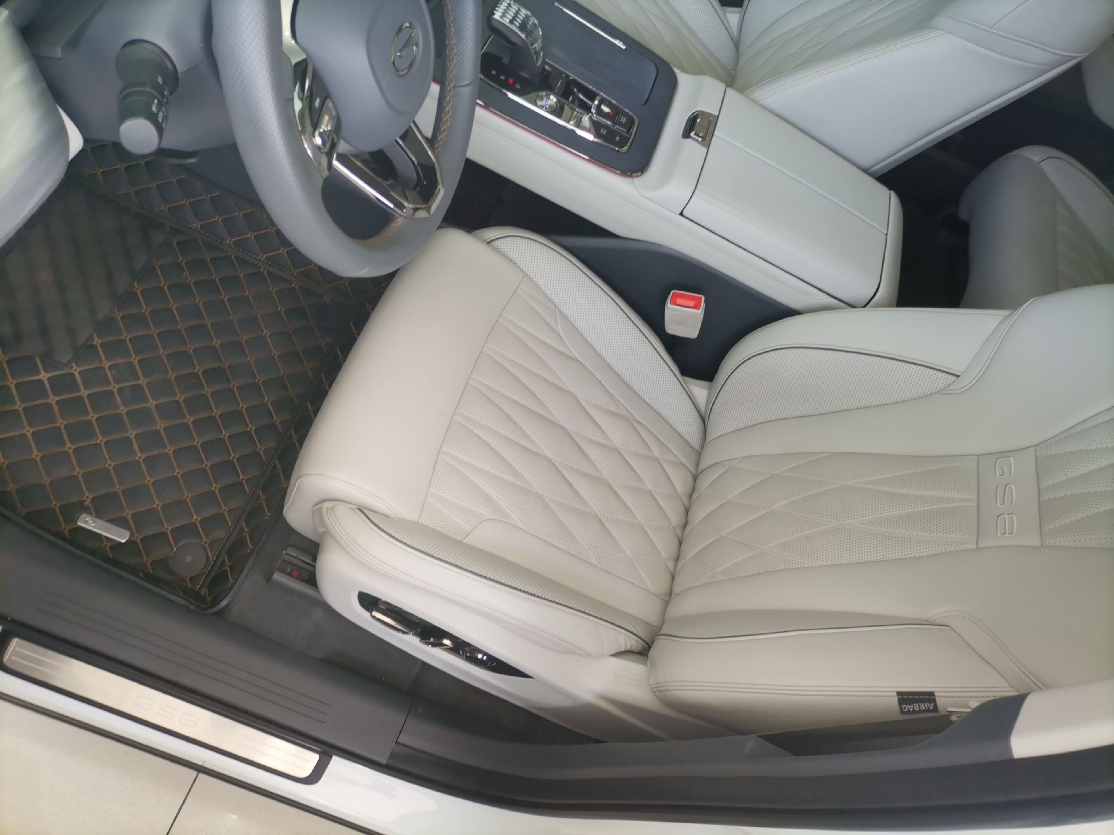Avant de la voiture