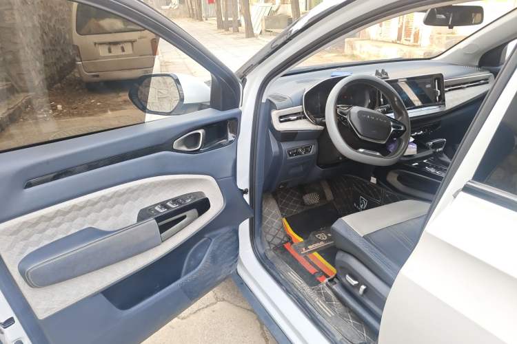 Used Baojun RM-5 2019 1.5T CVT 24-Hour Online Luxury Version 5 Seats