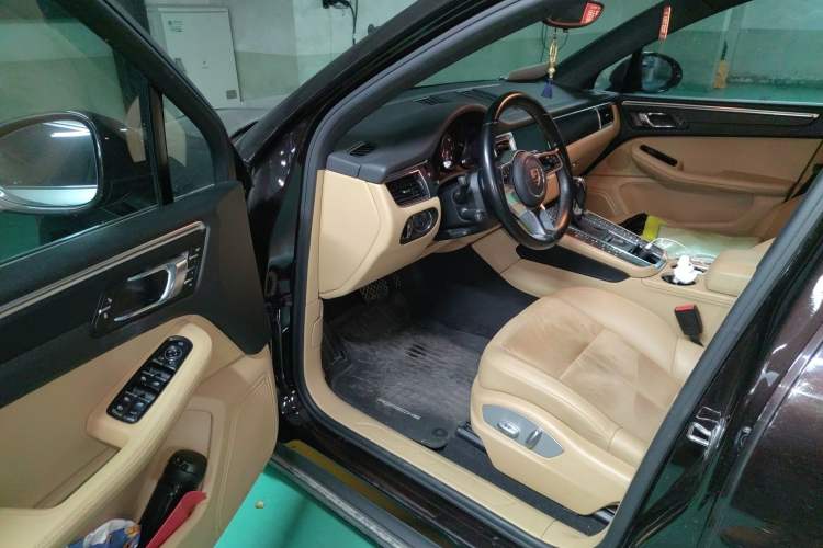 Used Porsche Macan 2017 Macan 2.0T
