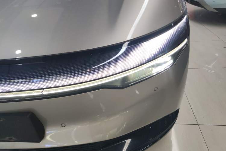 Used Zeekr 007 2024 Four-Wheel Drive Version 75 kWh
