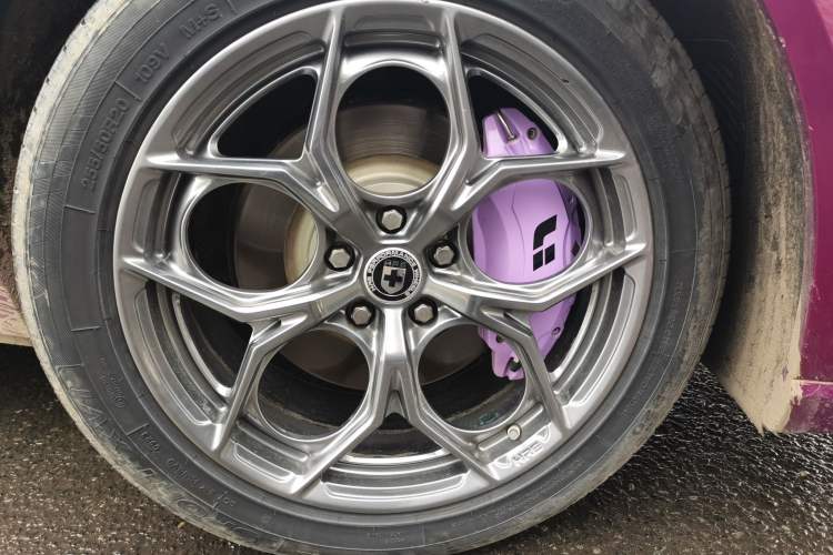 Used Li Auto L8 2023 Pro Model
