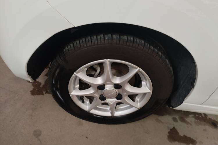 Used Roewe Clever 2022 311km QiQi BoBo Edition Exterior 4