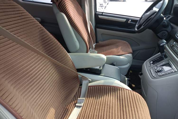 Used SAIC MAXUS G10 2018 PLUS 2.0T Automatic Smart Edition Right Front Seat