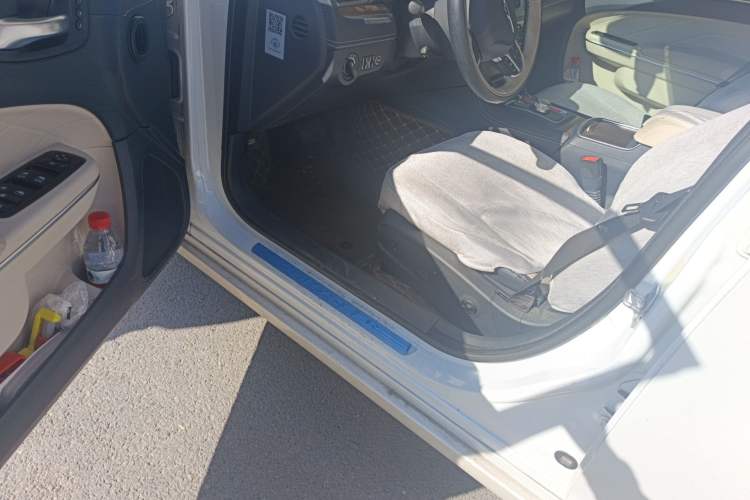 Used Chrysler 300C 2016 3.0L Supreme Edition