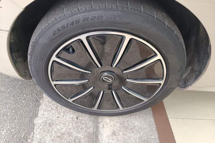 Used Hima AITO M5 2022 Pure Electric All-Wheel-Drive Performance Edition
