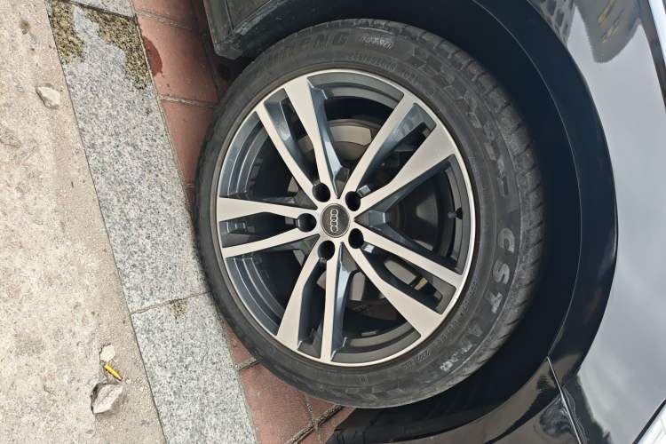 Used Audi A6L 2020 40 TFSI Luxury Dynamic Edition Right Front Wheel Hub