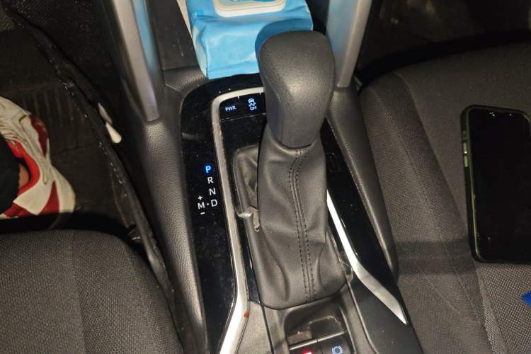 Used Toyota FRONTLANDER 2022 2.0L CVT Leading Edition Gear Lever