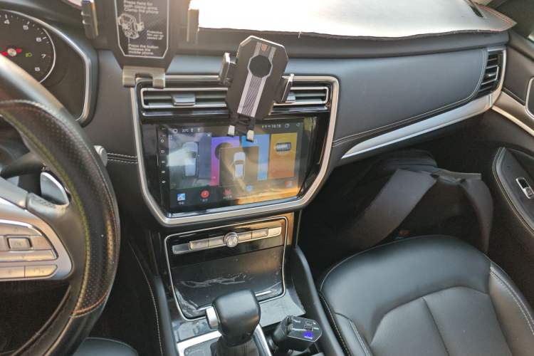 Used Roewe RX8 2019 30T Two-Wheel Drive Supreme Flagship Edition