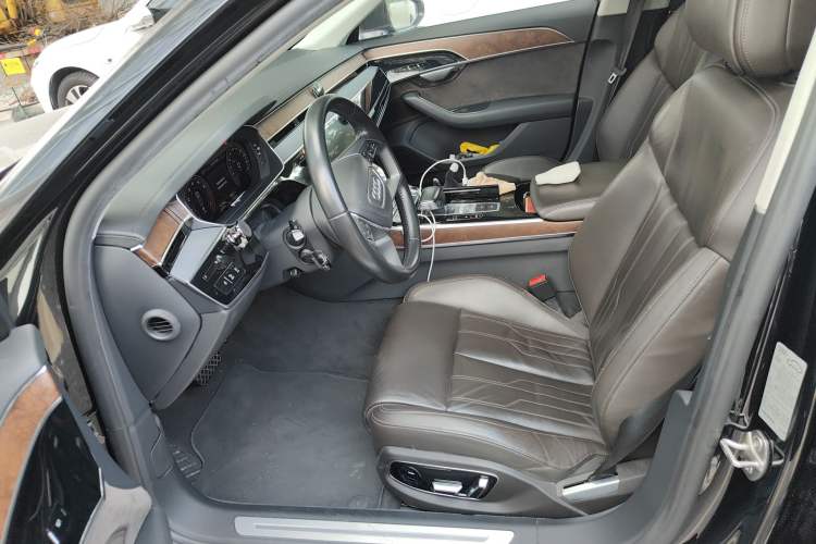 Used Audi A8 2018 A8L 55 TFSI quattro Launch Edition Prestige Model
