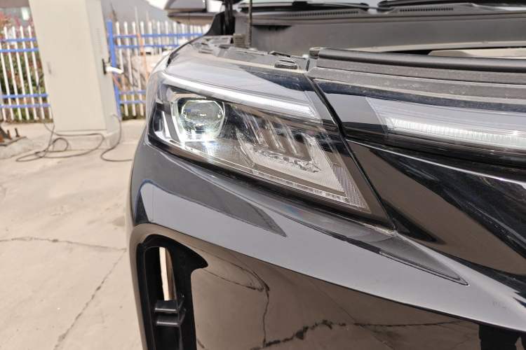 Used Landian E5 PLUS 2025 165 km Long-Range Version 7 Seats
