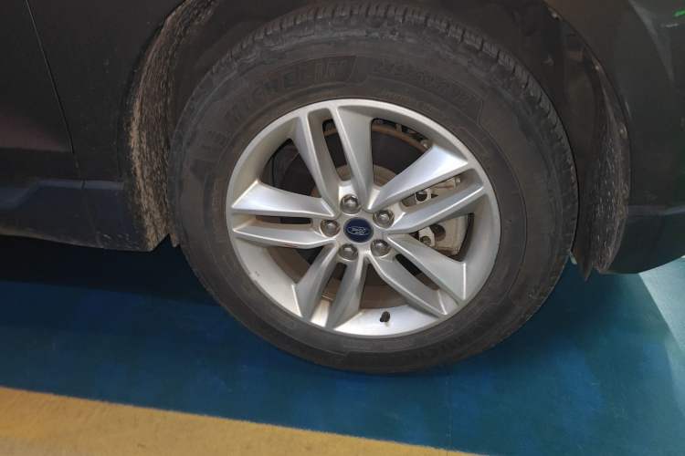 Used Ford Edge 2017 EcoBoost 245 Two-Drive Platinum Edition 5 Seats