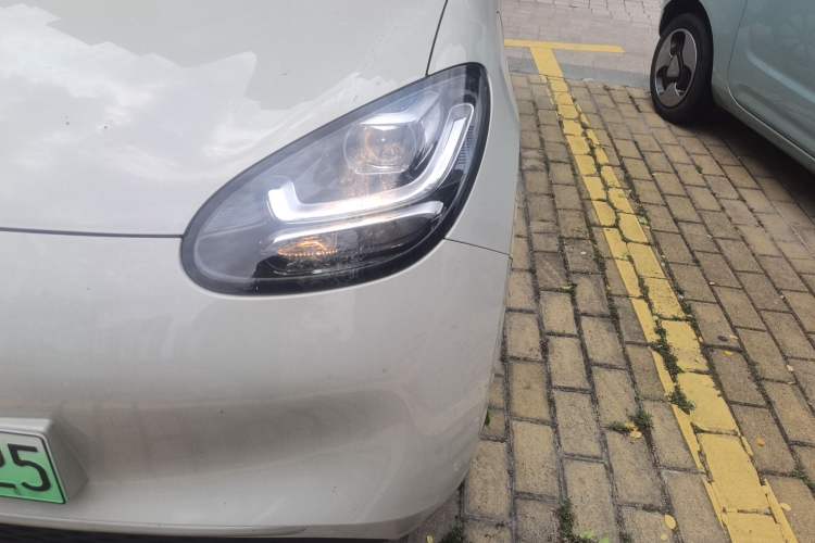 Used Wuling Bingo 2024 203km Light Edition Left Front Headlight