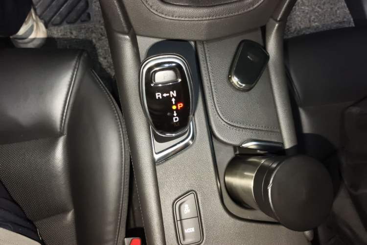 Used Cadillac XT5 2018 25T Luxury Model Gear Lever